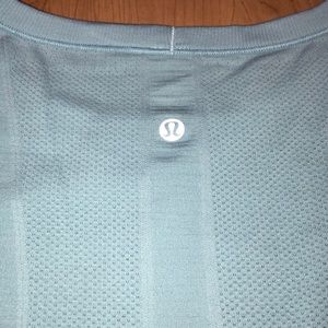 LuluLemon long sleeve